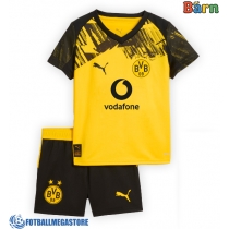 Fotballdrakt Barn Borussia Dortmund Hjemmedraktsett 2025-26 Kortermet (+ Korte bukser)